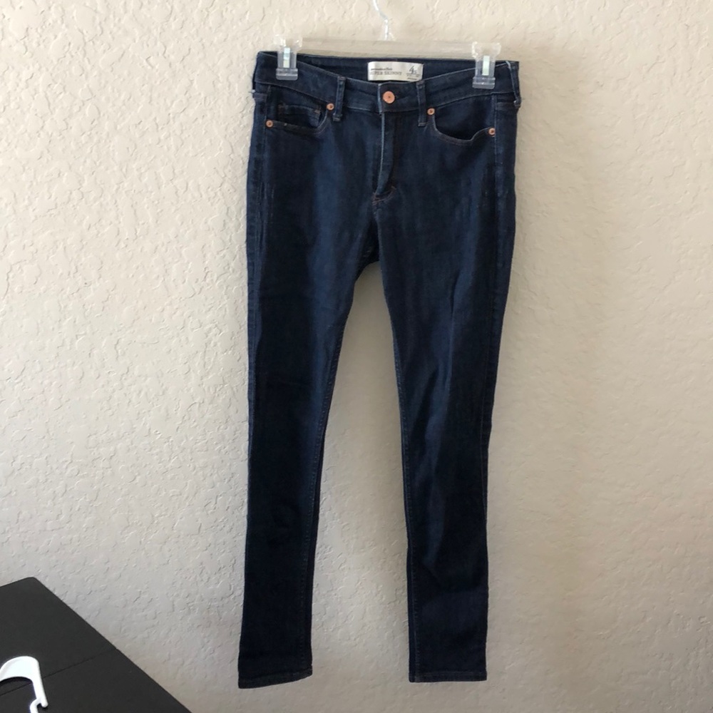 Abercrombie & Fitch Super Skinny Jeans
